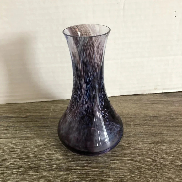 Vintage Caithness  Scotland Glass Vase - Picture 1 of 7